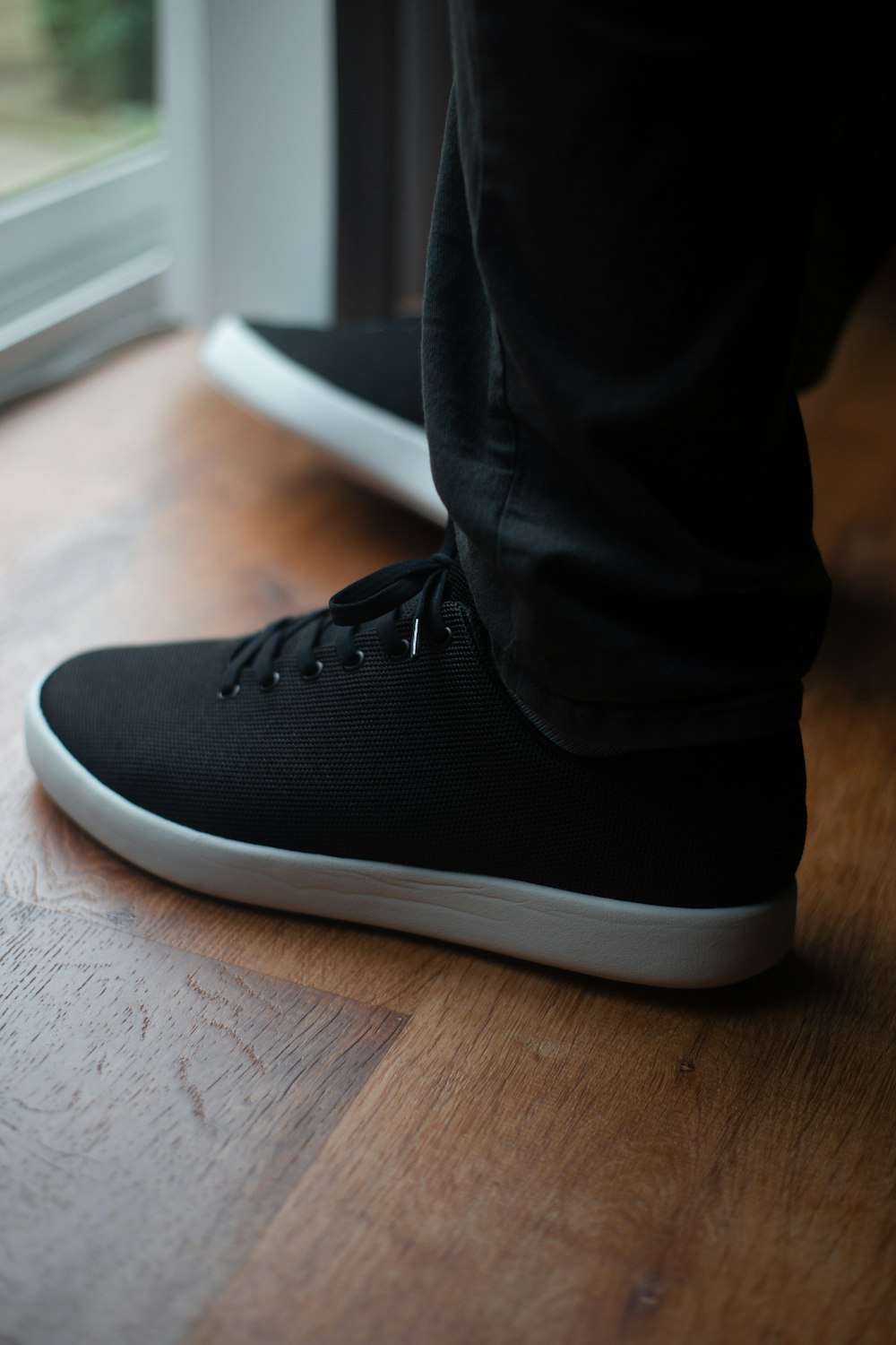 Slim Sneaker 2026: Der flache Sneaker als Comeback