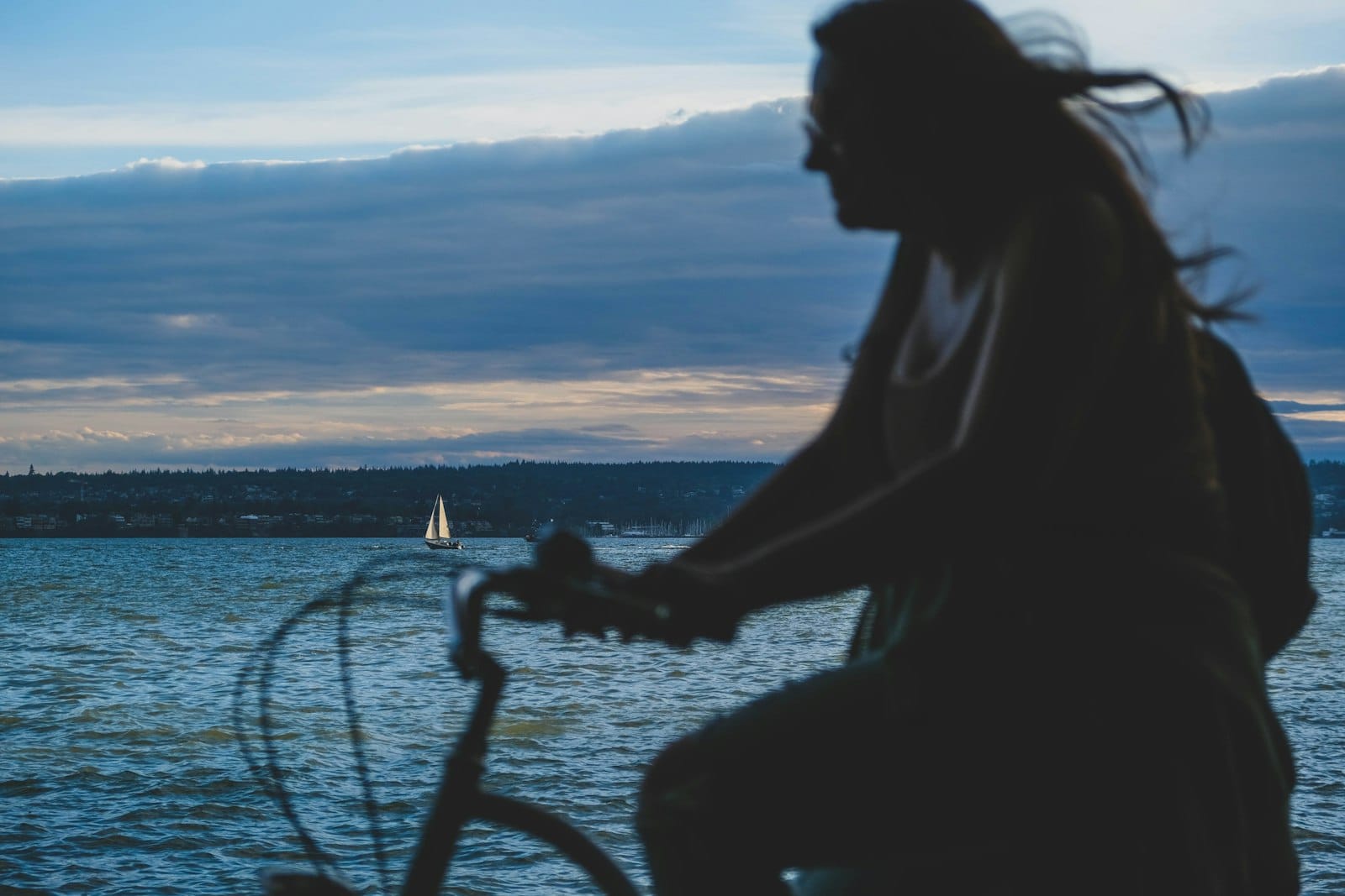 Radfahren an der Nordsee: Die richtigen Schuhe für die Tour am Deich