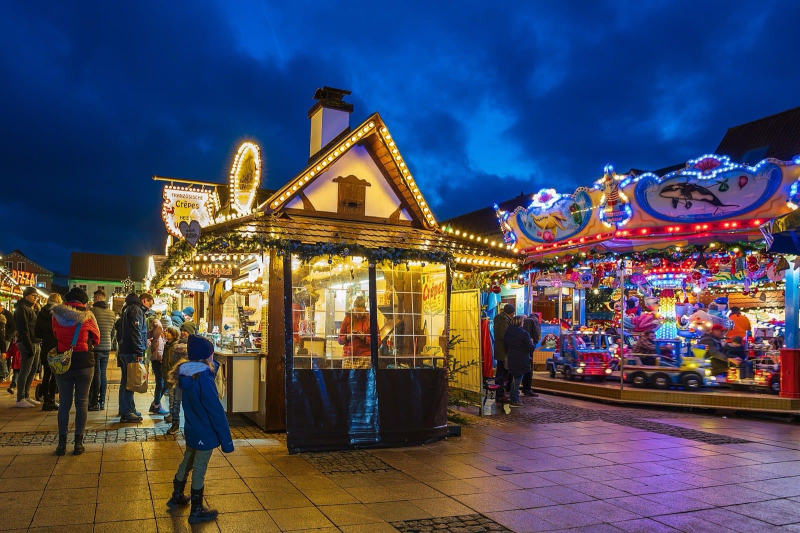 Auricher Weihnachtszauber 2026: Marktplatz, Pyramide und XXL-Samstag