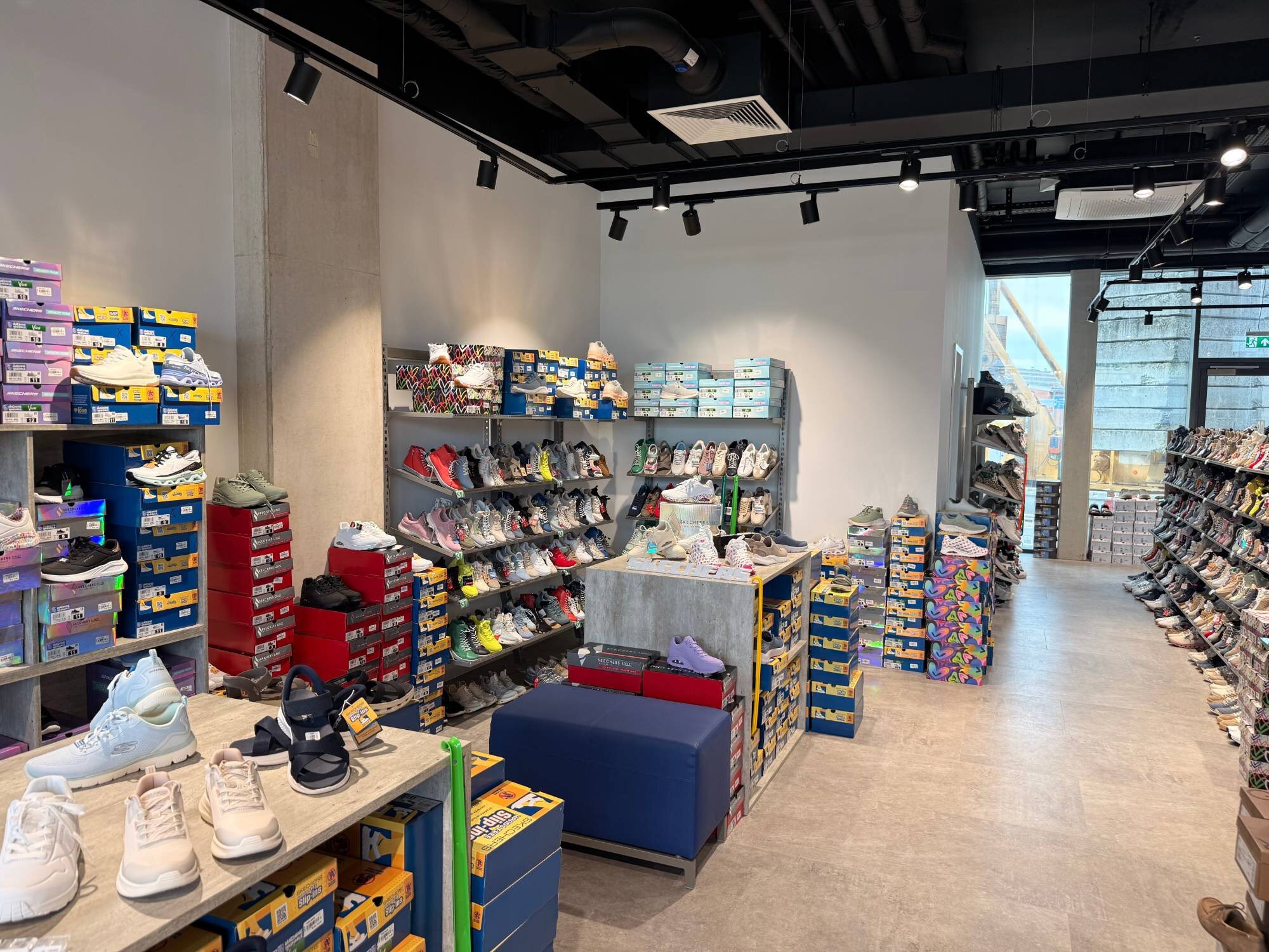 Rieker oder Skechers? So finden Sie den richtigen Schuh